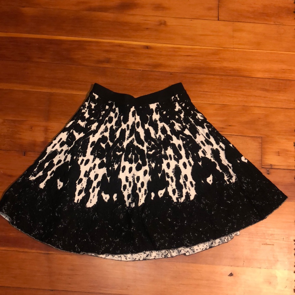 Black and white mini skirt